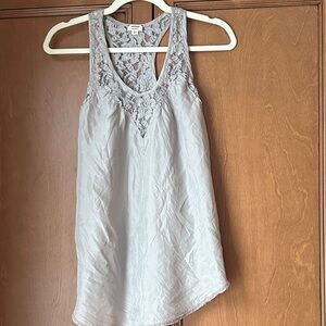 Wilfred Elegant Lace Trim Tank Top - Gray